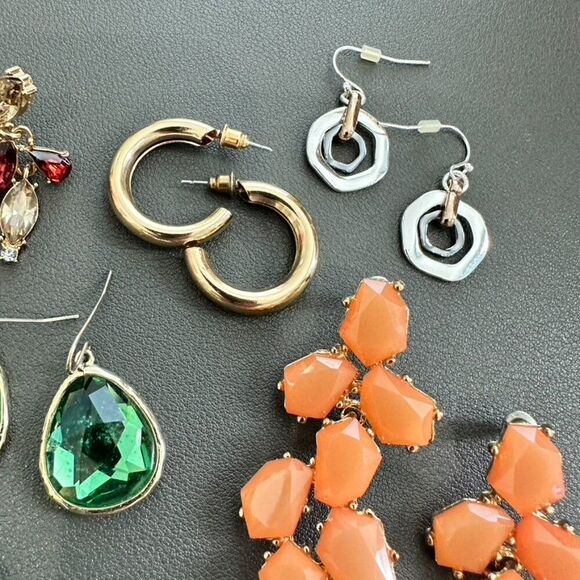 Fun lot of Pierced Post Modern Earrings - hoop drop dangle - Picture 4 of 6
